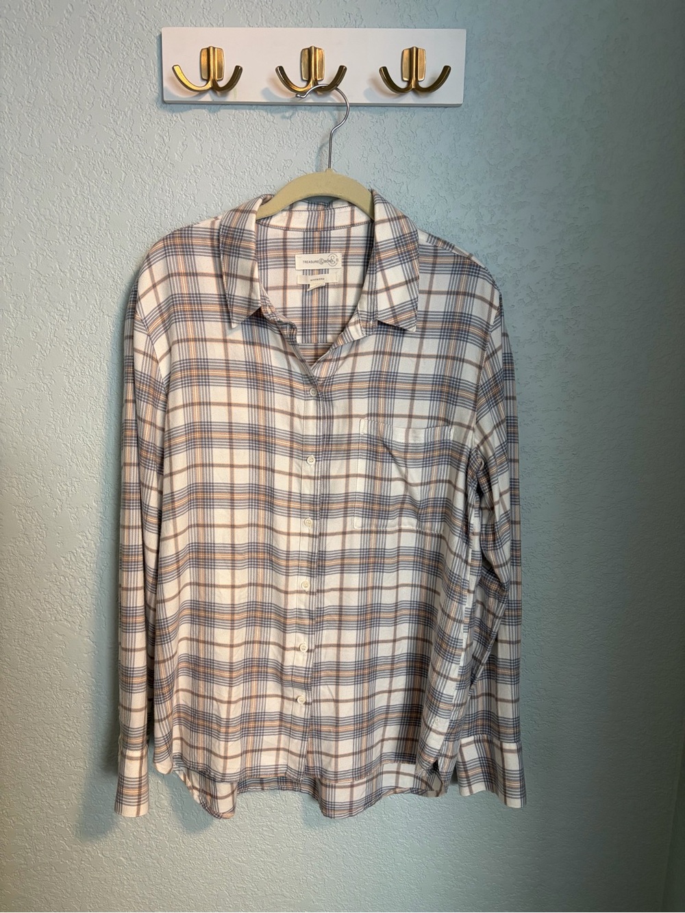 Treasure and Bond Button-Up Plaid Shirt in Cream and Blue